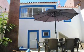 Lovelystay - Casa Palmeira Azul